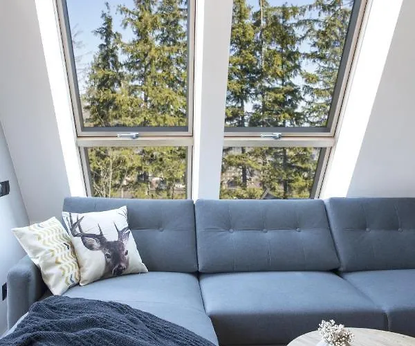 Deer Premium アパート ザコパネ