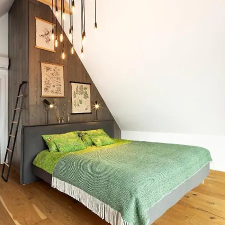 Deer Premium Apartment